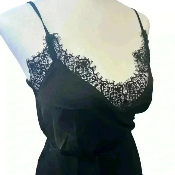 Missguided Lace Trim Wrap Over Cami Romper Sleeveless Scoop Neck Black Size 2 - Picture 4 of 8